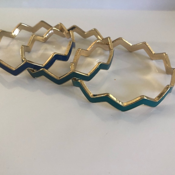 Chevron 3 Stackable Enamel Braclet set Blue tones with Gold tone - Picture 4 of 4